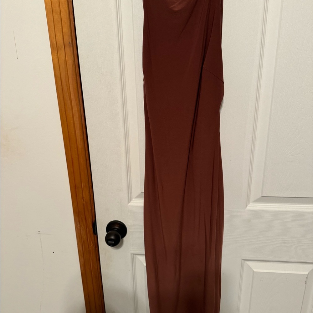Elegant burgundy Windsor Maxi Dress